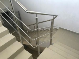 Дооборудование Лестницы Дополнительными Перилами Косгу